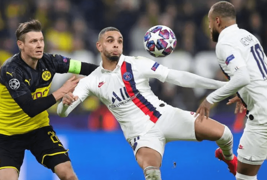 他在训练中 他在训练中