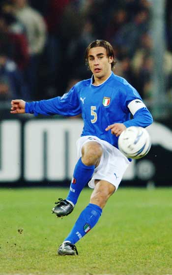 形成鲜明反 形成鲜明反